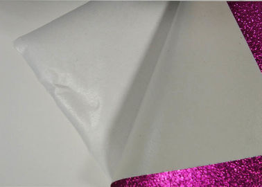 Porcellana Sabbia autoadesiva brillante di scintillio della carta 1/128 di scintillio di Fushcia per il taglio del tracciatore fornitore
